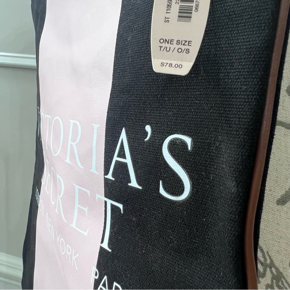 NWT Victoria’s Secret Tote Bag Adjustable Straps Shoulder Bag/Crossbody - Picture 12 of 12
